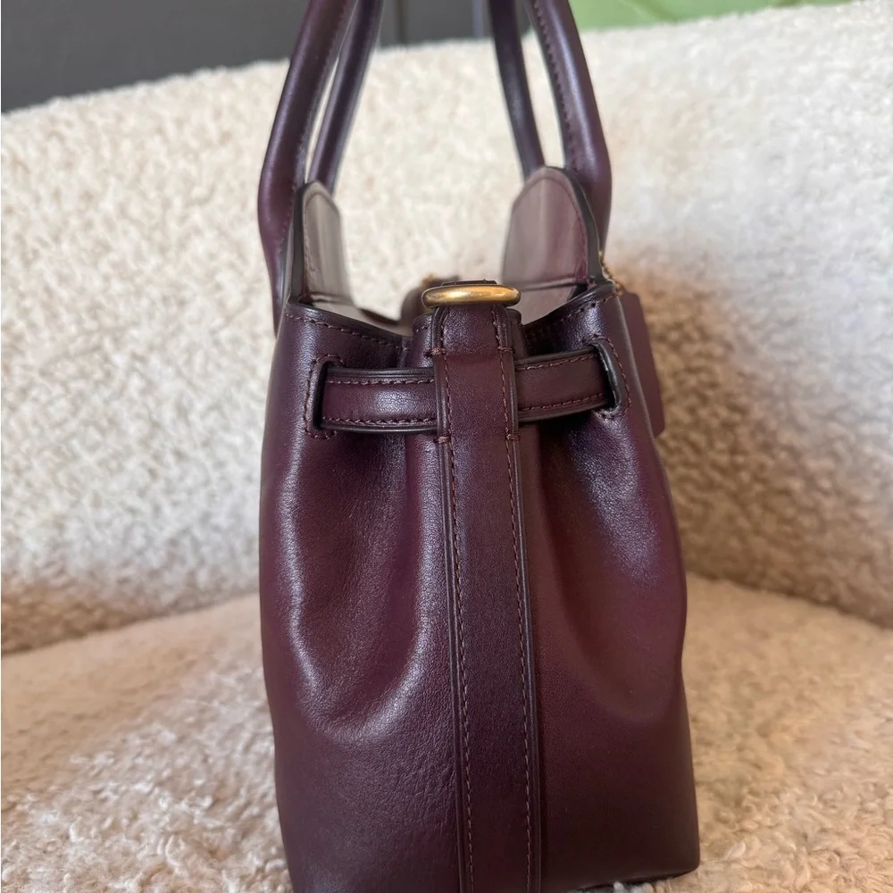 NEW Coach Empire 28 in Merlot - Picture 6 of 13